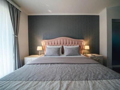 Villa Viktoria with pool in Imotski - Features photo 43