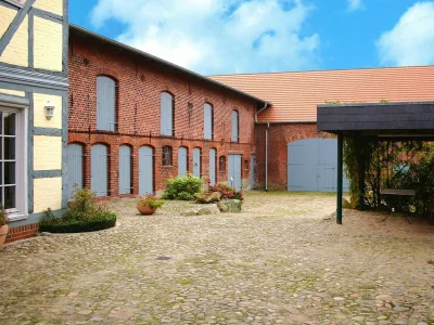 Holiday house Ferienhaus Rosenhof, Lenzen - Outdoor photo 4