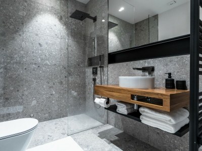 Villa Primus with heated pool & jacuzzi - Features photo 26