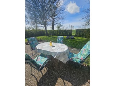 Holiday house Quietly located holiday home in Zeeland - Outdoor photo 7