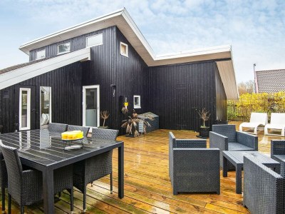 Holiday house 4 person holiday home in Hemmet-By Traum - Outdoor photo 2