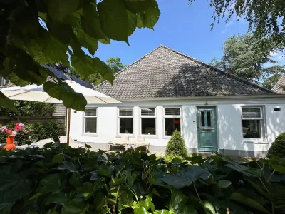 Holiday house Echt 1850 in Bergen - Holiday house