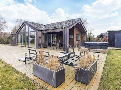 Holiday house 8 person holiday home in Væggerløse - Outdoor photo 16