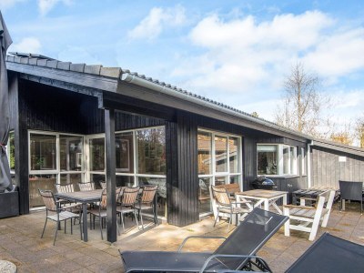 Holiday house 8 person holiday home in Oksbøl-By Traum - Outdoor photo 2