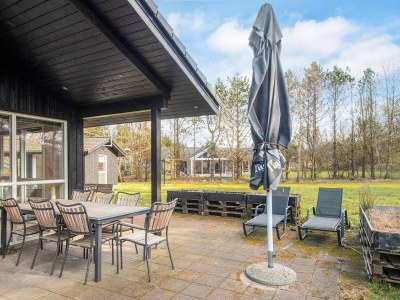 Holiday house 8 person holiday home in Oksbøl-By Traum - Outdoor photo 35