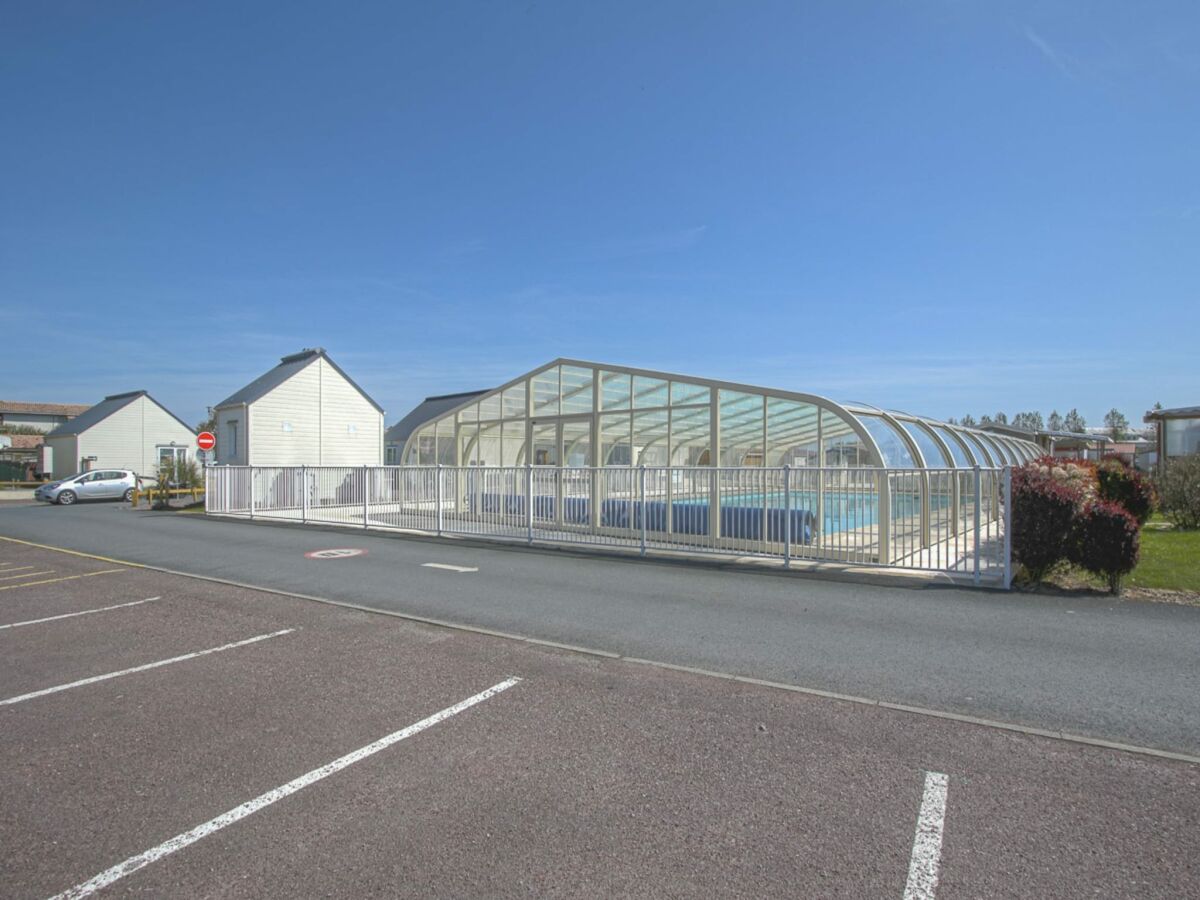 Holiday house Comfort in Grandcamp-Maisy - Outdoor photo 3