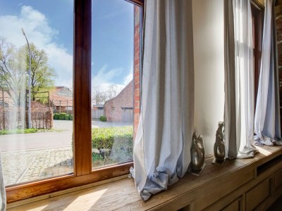 Holiday house Beautiful holiday home in Merksplas with garden - Outdoor photo 9