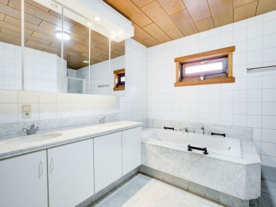 Holiday house Beautiful holiday home in Merksplas with garden - Features photo 34