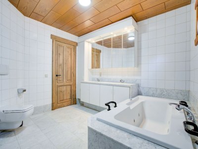 Holiday house Beautiful holiday home in Merksplas with garden - Features photo 35