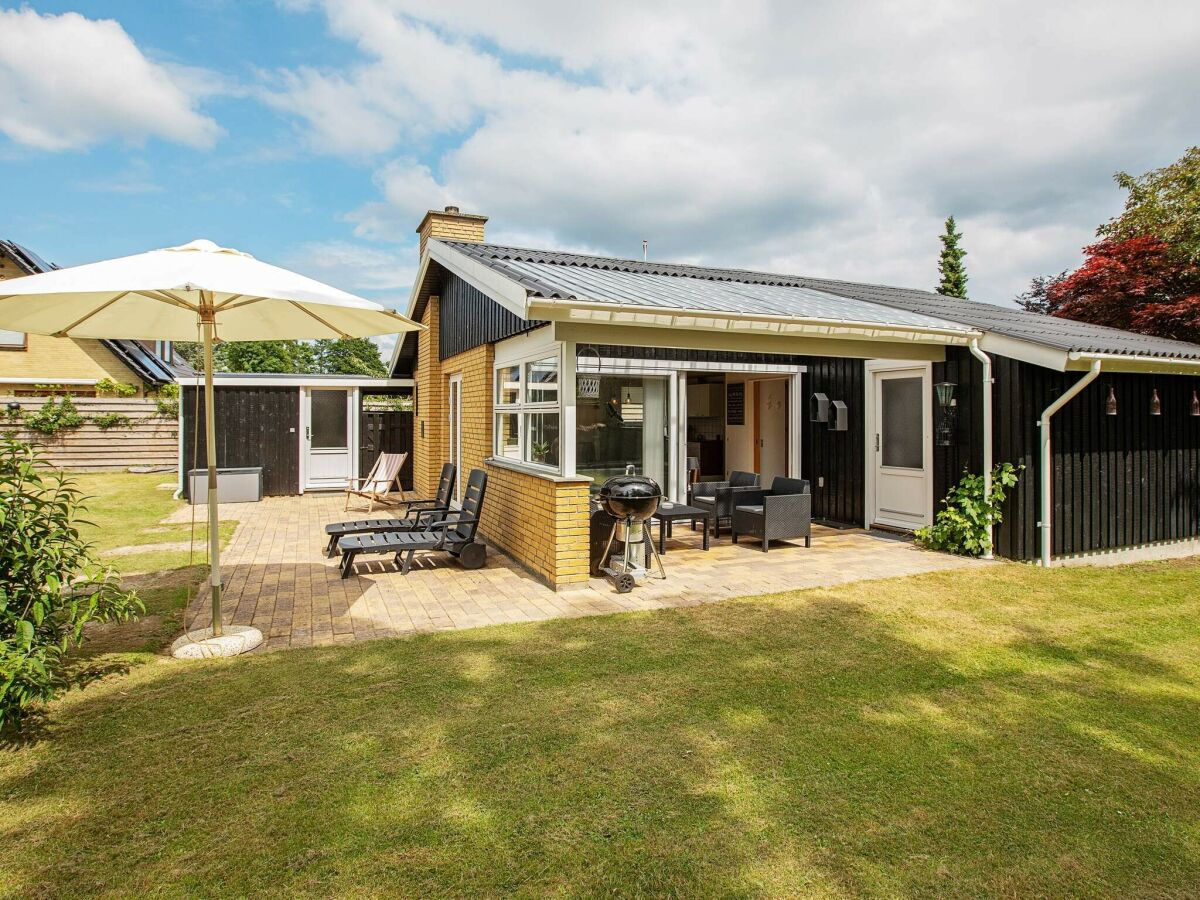 Holiday house 5 person holiday home in Væggerløse-By Traum - Outdoor photo 3