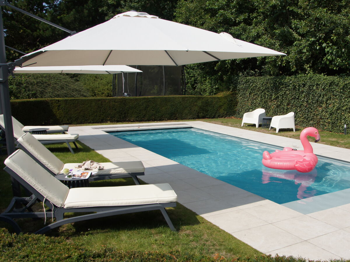 Villa with Pool - Outdoor photo 2