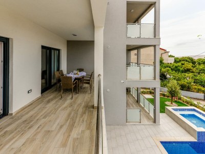 Holiday apartment Stella with Pool top5 - Outdoor photo 2