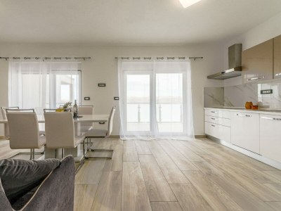 Holiday apartment Stella with Pool top5 - Features photo 12