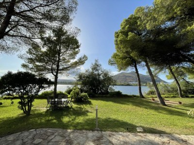 Holiday house At Lake Esperanza - Outdoor photo 4