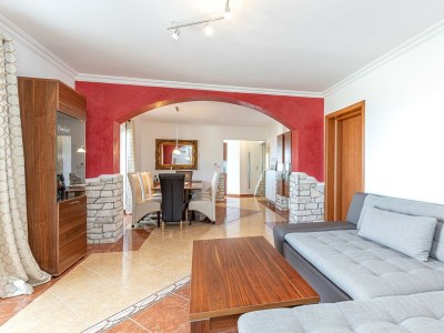 Villa Milena with Pool and Sea View - Features photo 20