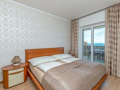 Villa Milena with Pool and Sea View - Features photo 33