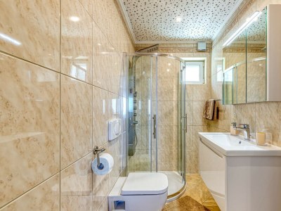 Villa Milena with Pool and Sea View - Features photo 35