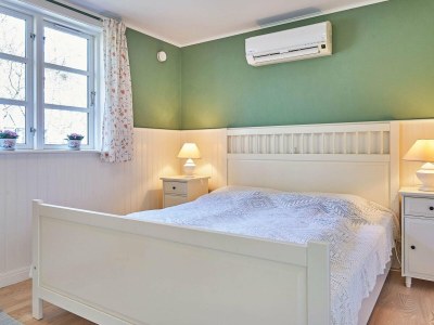 Holiday house 4 person holiday home in Rønne-By Traum - Outdoor photo 15