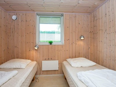 Holiday house Ruhiger Ruckzug am Meer -- By Traum Ferienwohnungen - Outdoor photo 3