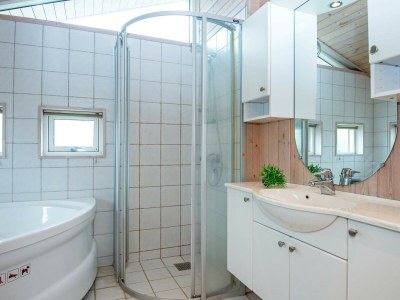 Holiday house Ruhiger Ruckzug am Meer -- By Traum Ferienwohnungen - Outdoor photo 27