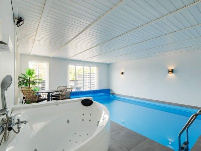 Holiday house Renovierter Ruckzug mit Pool -- By Traum Ferienwohnungen - Outdoor photo 19