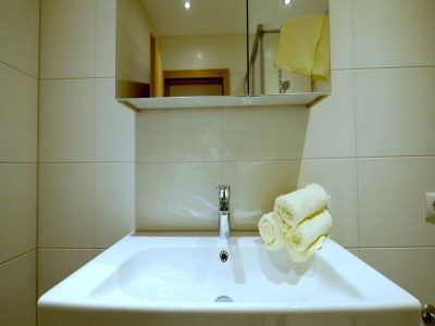 Apartment Top holiday flat in Fügen near the ski area - Features photo 21