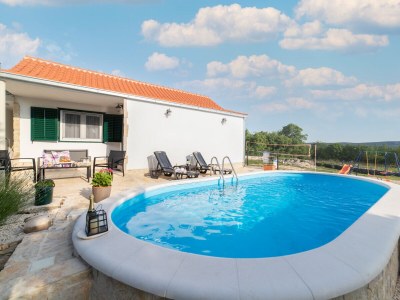 Holiday house Sego in Kaštel Stari - Holiday house