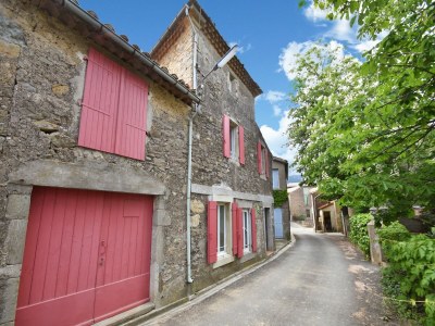 Holiday house Dorfhaus in La Caunette mit Pool in Hérault - Holiday house
