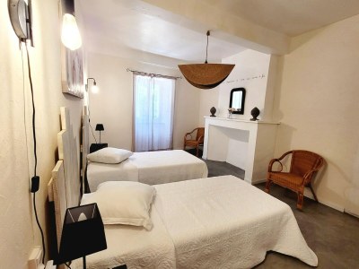 Holiday house Dorfhaus in La Caunette mit Pool - Features photo 13