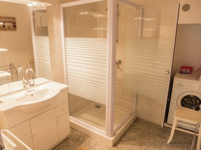 Holiday house Dorfhaus in La Caunette mit Pool - Features photo 22