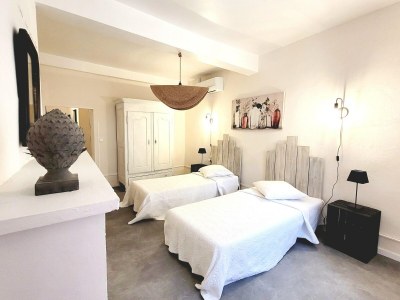 Holiday house Dorfhaus in La Caunette mit Pool - Features photo 29