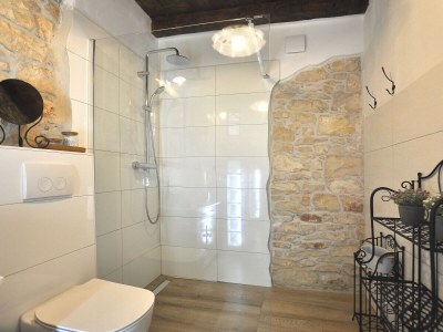 Villa Villa Gisella with heated swimming pool - Features photo 35