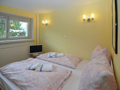 Holiday house Wellnesshaus mit Garten - Features photo 9