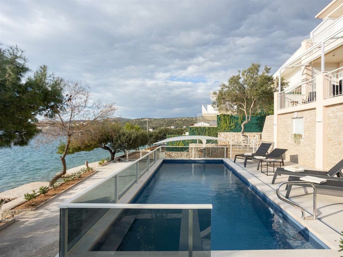 Villa Villa Sea Touch - beachfront villa for eight, amazing views