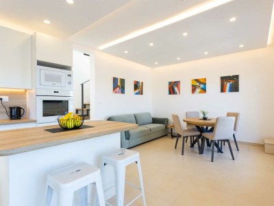 Villa Villa Sea Touch - beachfront villa for eight, amazing views - Features photo 11