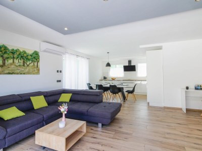 Villa Monte  Vernal mit Pool - Features photo 19