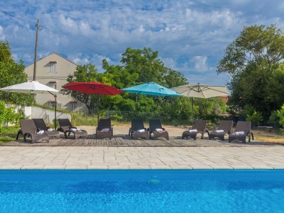Holiday apartment Michele with large heated pool 50m2 and sea view - Outdoor photo 3
