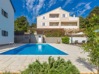 Holiday apartment Michele with large heated pool 50m2 and sea view - Outdoor photo 14