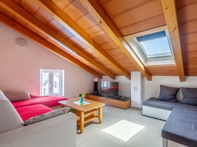 Holiday apartment Michele with large heated pool 50m2 and sea view - Features photo 20