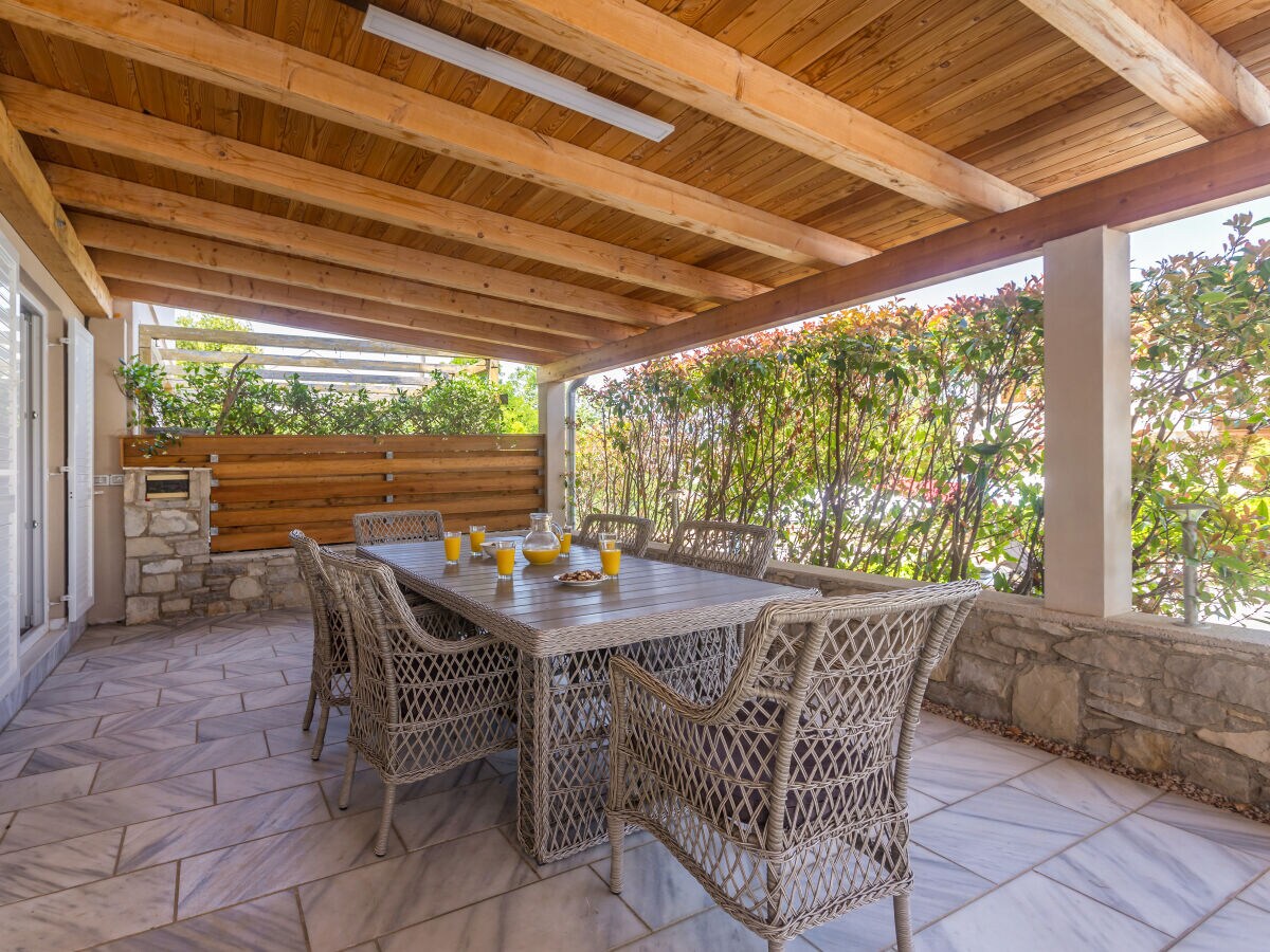 Holiday apartment GISELLE with large terrace and heated pool 50m2 - Outdoor photo 2