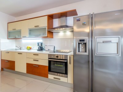 Holiday apartment GISELLE with large terrace and heated pool 50m2 - Features photo 16