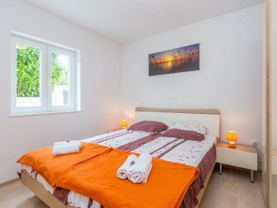 Holiday apartment GISELLE with large terrace and heated pool 50m2 - Features photo 21