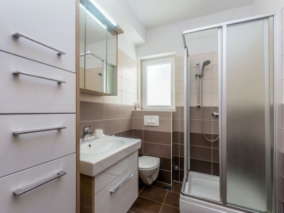 Holiday apartment GISELLE with large terrace and heated pool 50m2 - Features photo 28