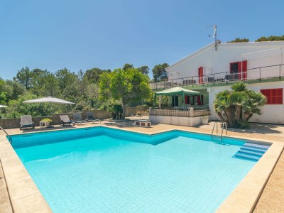 Villa Es Pins in Font De Sa Cala - Villa