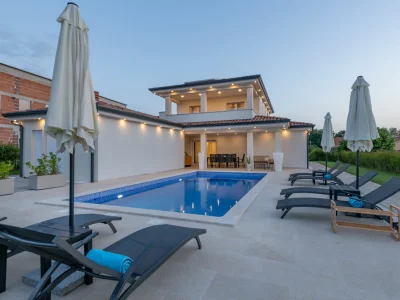 Holiday house Villa Gemelle in Baderna - Holiday house