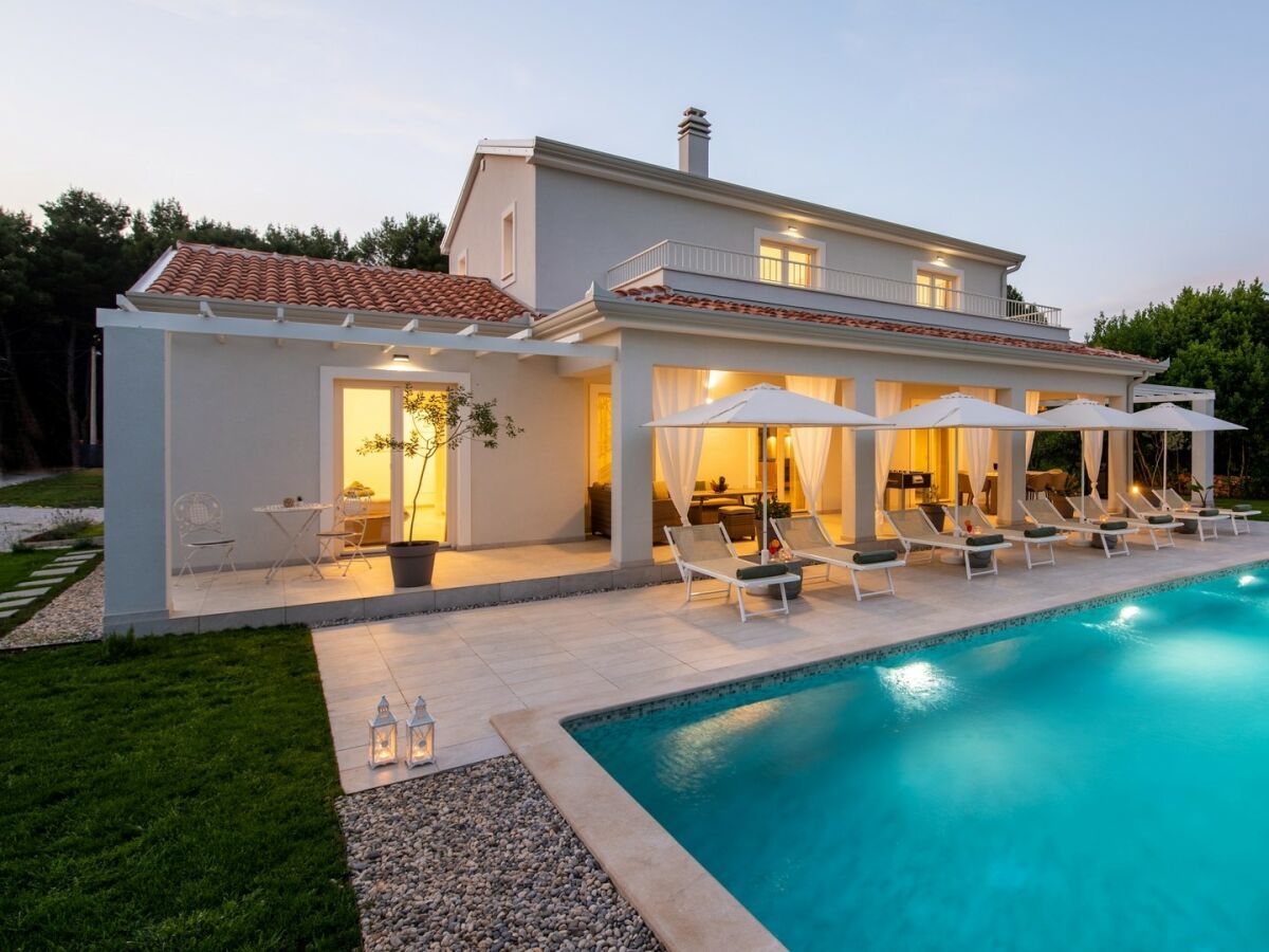 Villa Villa Oliveti - Gorgeous Villa Oliveti in Tar, north western Istria
