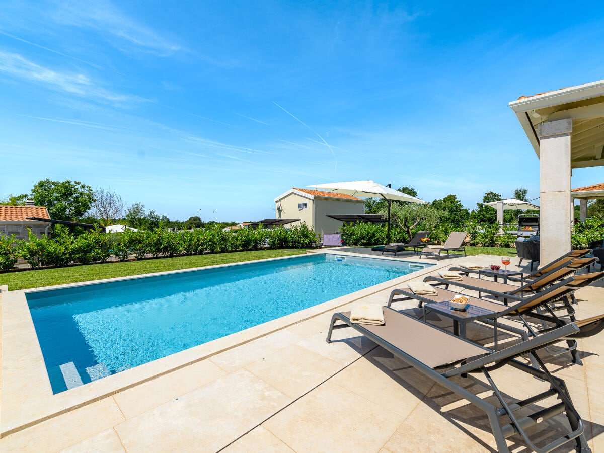 Holiday house Lavanda Muntrilj - Outdoor photo 2