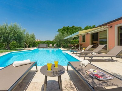 Villa Ulika with pool - Outdoor photo 13