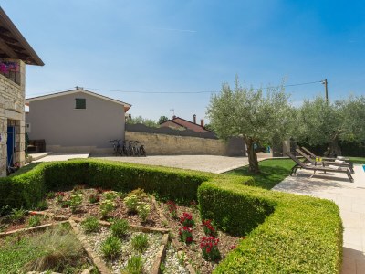 Villa Ulika with pool - Outdoor photo 19