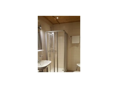 Holiday room Doppelzimmer, Dusche oder Bad, WC, Balkon - Features photo 25